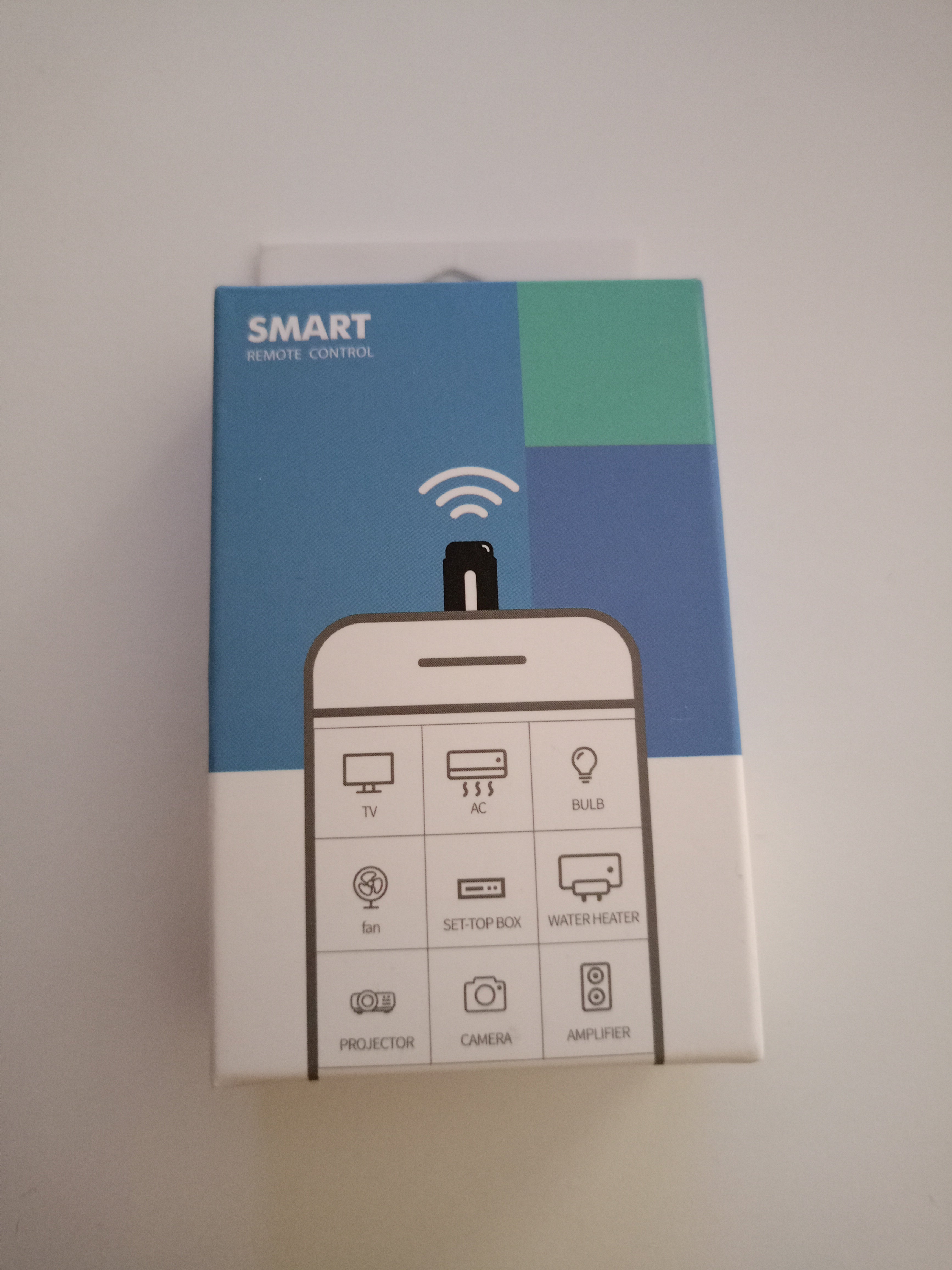 Télécommande universelle pour smartphone — آلة تحكم عن بعد للهاتف